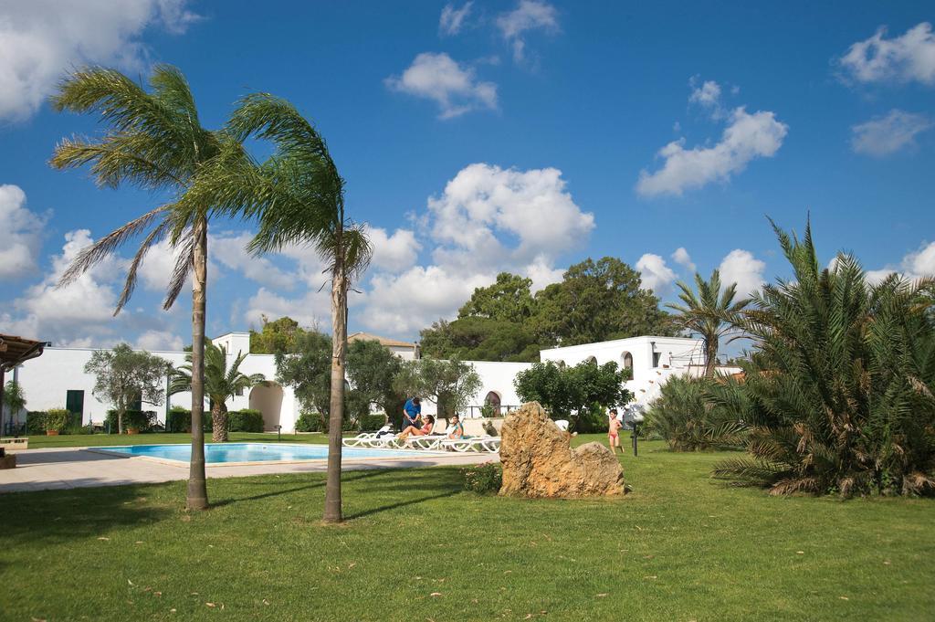 Tenuta Badessa Casalabate Exteriör bild