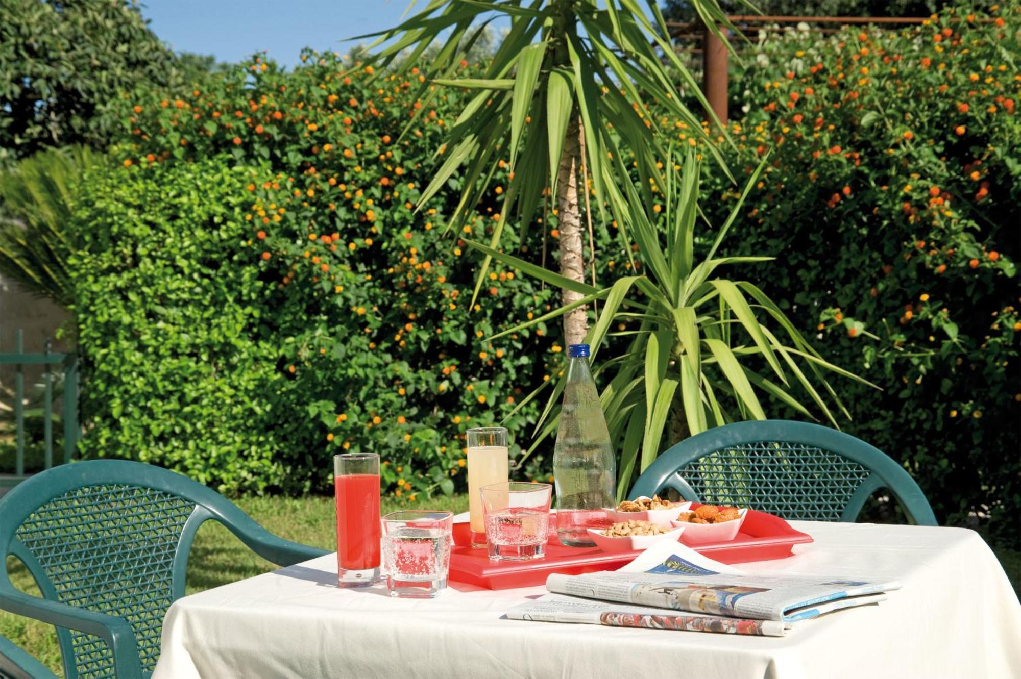 Tenuta Badessa Casalabate Rum bild